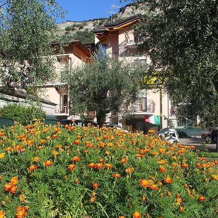 Villa Marina Torbole Sul Garda Exterior photo