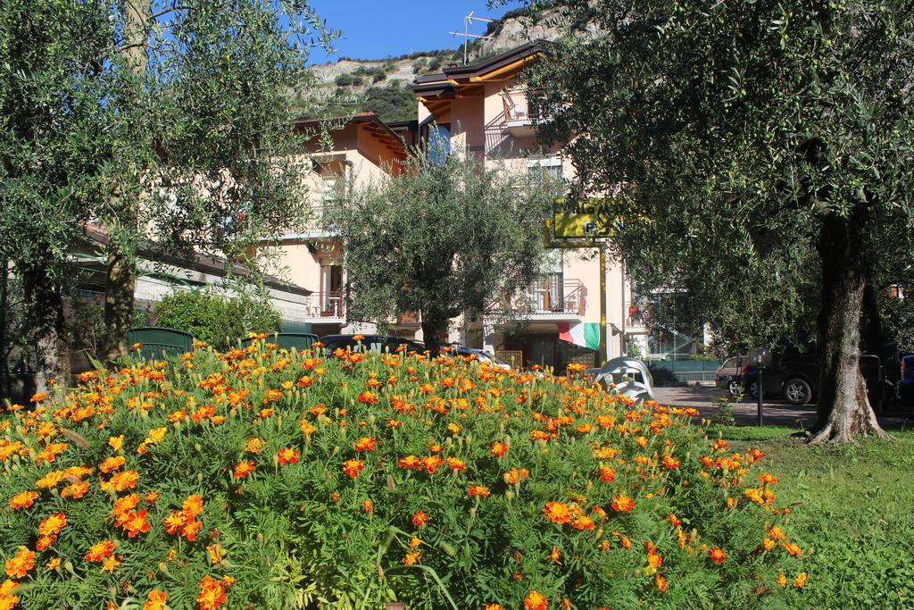 Villa Marina Torbole Sul Garda Exterior photo